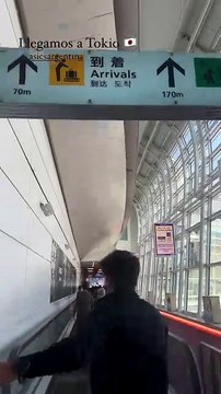 Nicolás Cabré y su hija Rufina en Japón 1