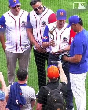 Juan Soto recibe el Premio Juan Marichal como Mejor Jugador Dominicano del Año 2024