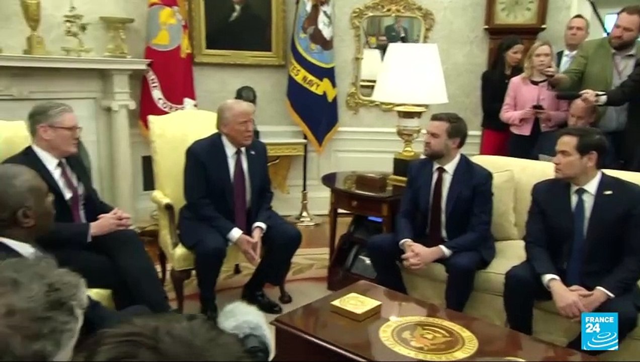 Trump reafirma que impondrá aranceles del 25% a México y Canadá