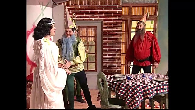 Vacanta Mare Sezonul 1 Episodul 22 Pastila Timpului Alba ca zapada online voyo gratis pe net