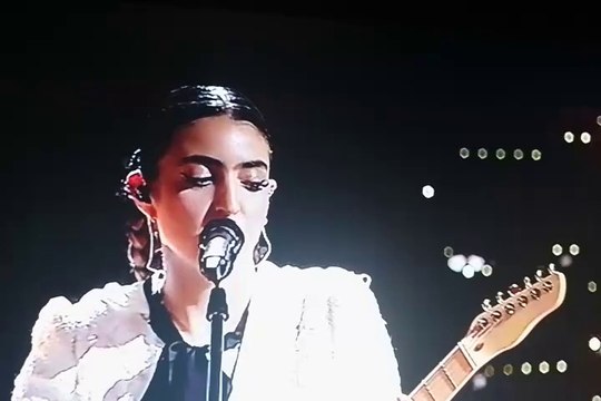 JOAN THIELE ECO FESTIVAL DI SANREMO 1 SERATA