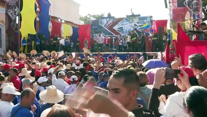 Maduro insiste en diálogo de "igual a igual" entre EEUU y Venezuela