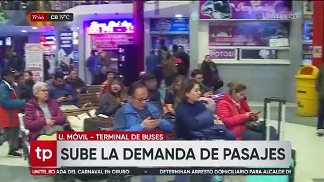 Aumenta la afluencia de pasajeros en la terminal de La Paz previo al carnaval