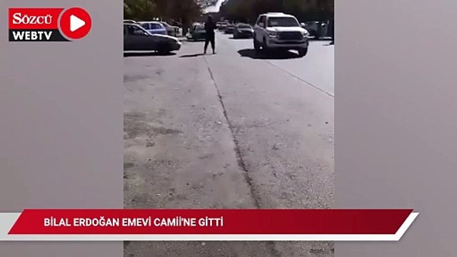 Bilal Erdoğan, Cuma namazını kılmak üzere Emevi Cami'ne gitti