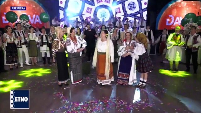 Maria Tanase Marin - Frumos canta puiul mierlii (Revelionul lui Varu' 2025 - ETNO TV)