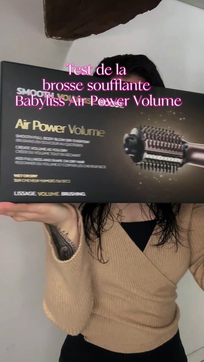 Babyliss Air Power Volume : on a testé la nouvelle brosse soufflante qui sèche et coiffe rapidement