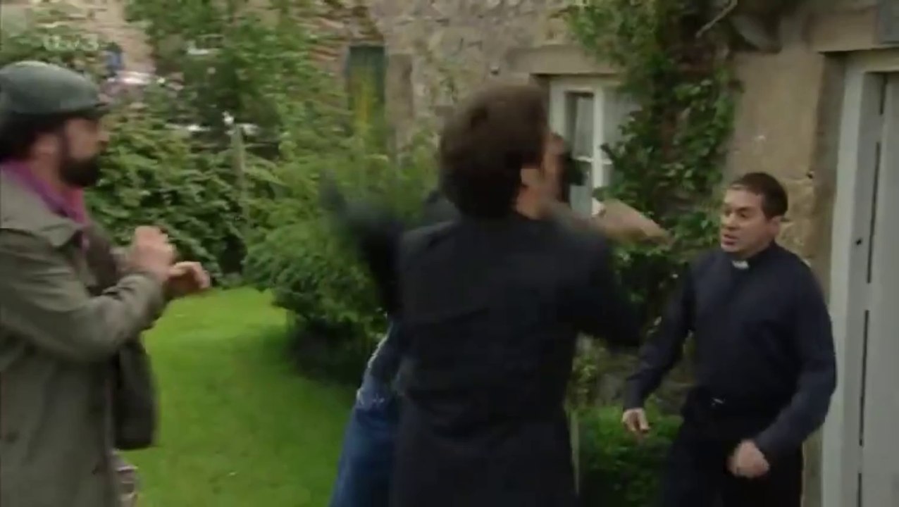 Emmerdale Cain Punches Ethan Blake & Warns Andy Sugden/Zak Warns Cain ...