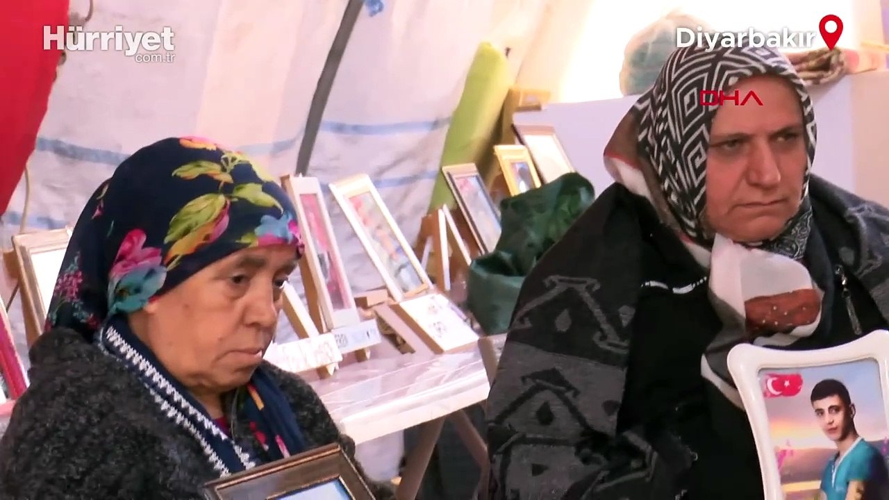 Evlat nöbetindeki anne anlattı: Terörsüz bir Türkiye istiyoruz, evlatlarımızı versinler