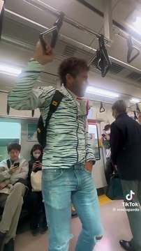 Nicolás Cabré le generó vergüenza a su hija Rufina con una actitud que tuvo. Miralo.