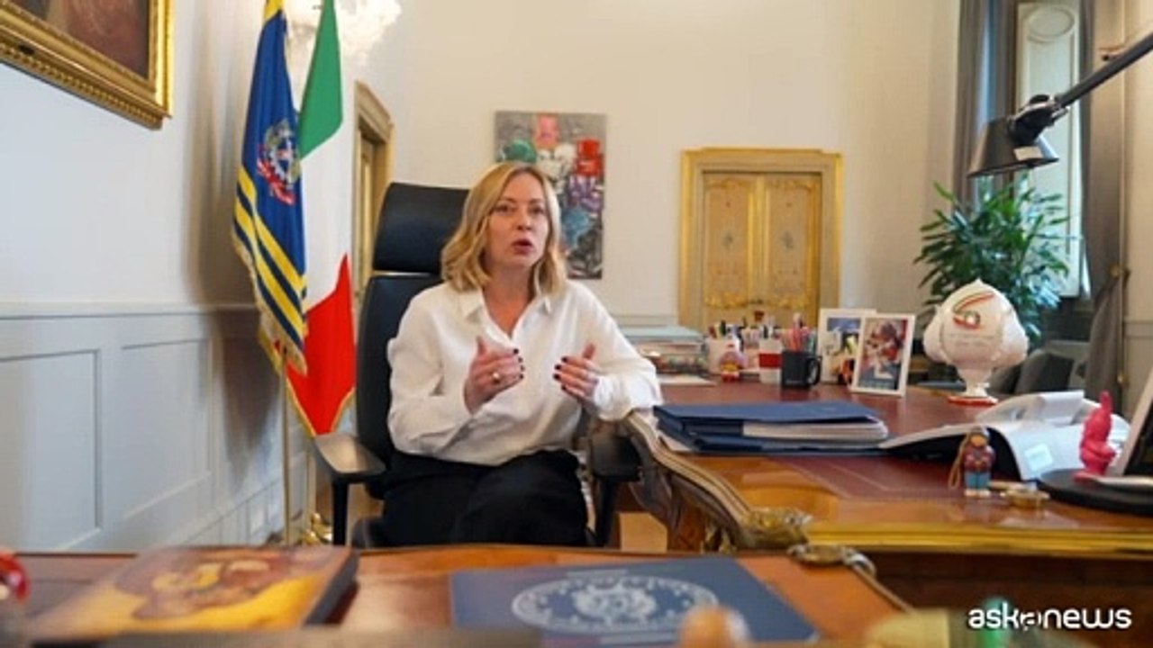 Bollette, Meloni: 1,6 mld per famiglie e  1,4 per imprese