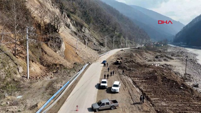 Düzce'de heyelan; 4 köy ve 2 mahallenin yolu trafiğe kapatıldı