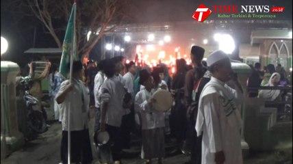 Sambut Bulan Suci Ramadhan, Remaja Masjid Al-Huda dan Warga Gelar Pawai Obor.