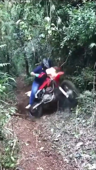 Scrambler uphill attempt