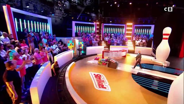 De Direct 8 à C8, en passant par D8, revivez toute l'histoire de la chaîne créée le 31 mars 2005 sur la TNT avec ses émissions et animateurs qui en ont fait son succès pendant 20 ans !