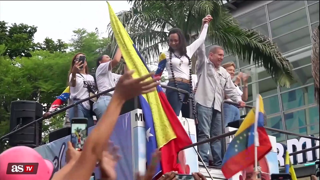 María Corina Machado denuncia que "hombres no identificados" tratan de asaltar su vivienda