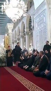 Bilal Erdoğan Emevi Camisi’nde namaz kıldı!