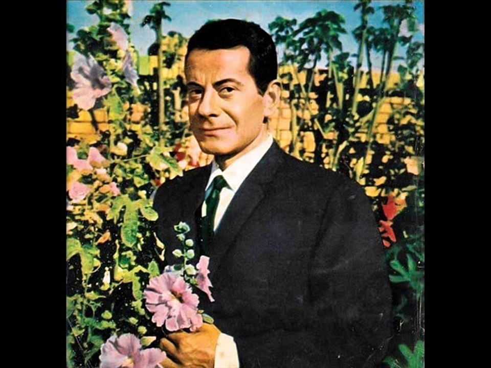 حفله موسيقار الازمان فريد الاطرش هلت ليالي  حلوه وهنيه بواسطه سوزان مصطفي
