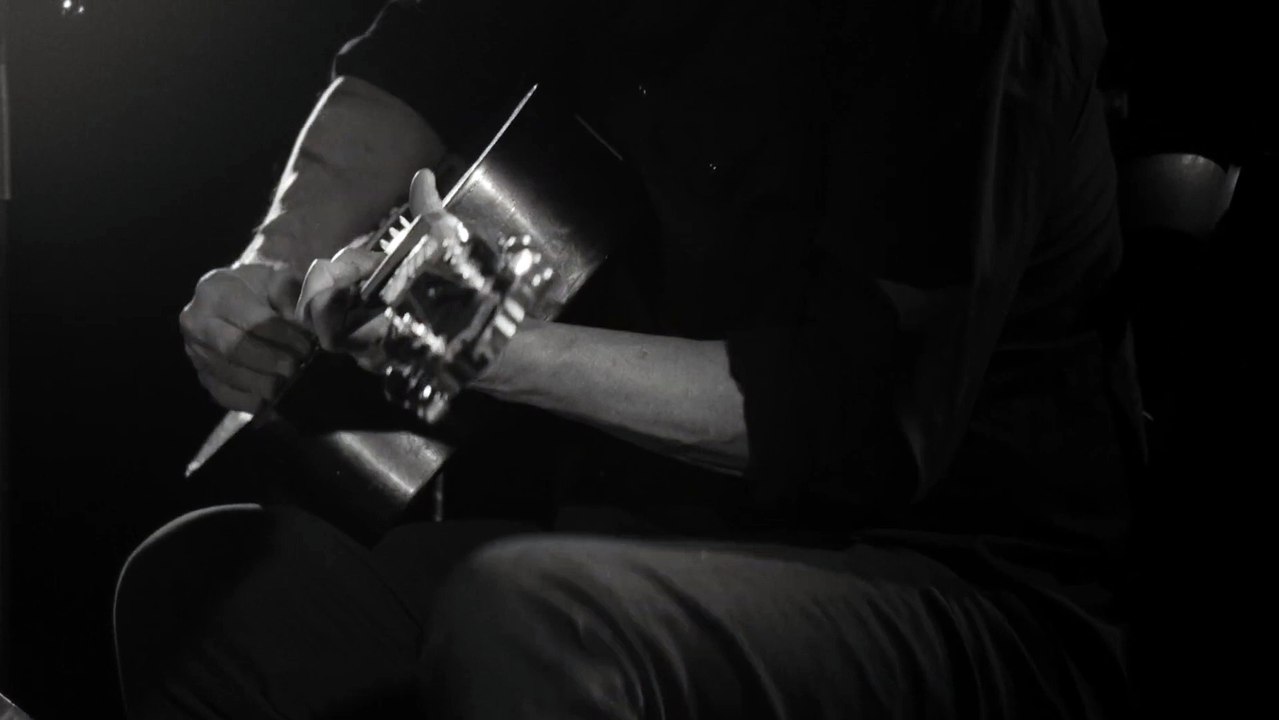 Michael Gira: I Wonder If I’m Singing What You’re Thinking Me to Sing (Live Solo 2022) | movie | 2025 | Official Trailer