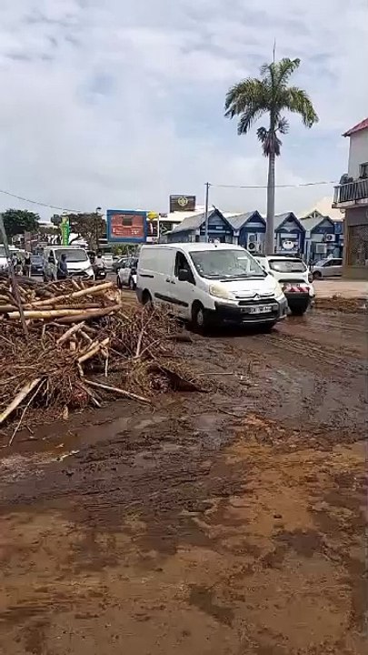 Saint-Gilles-les-Bains, opération nettoyage centre-ville
