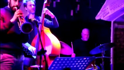 Roberto Gatto, live con il suo quartetto per la festa dei 41 anni dell'Alexanderplatz: ricordando il fondatore Rubei