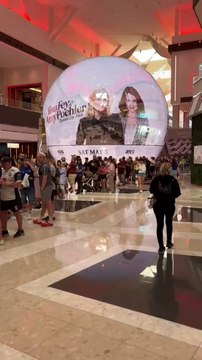 A proper English queue! Fans captured outside Wigan & Warrington Las Vegas fan event