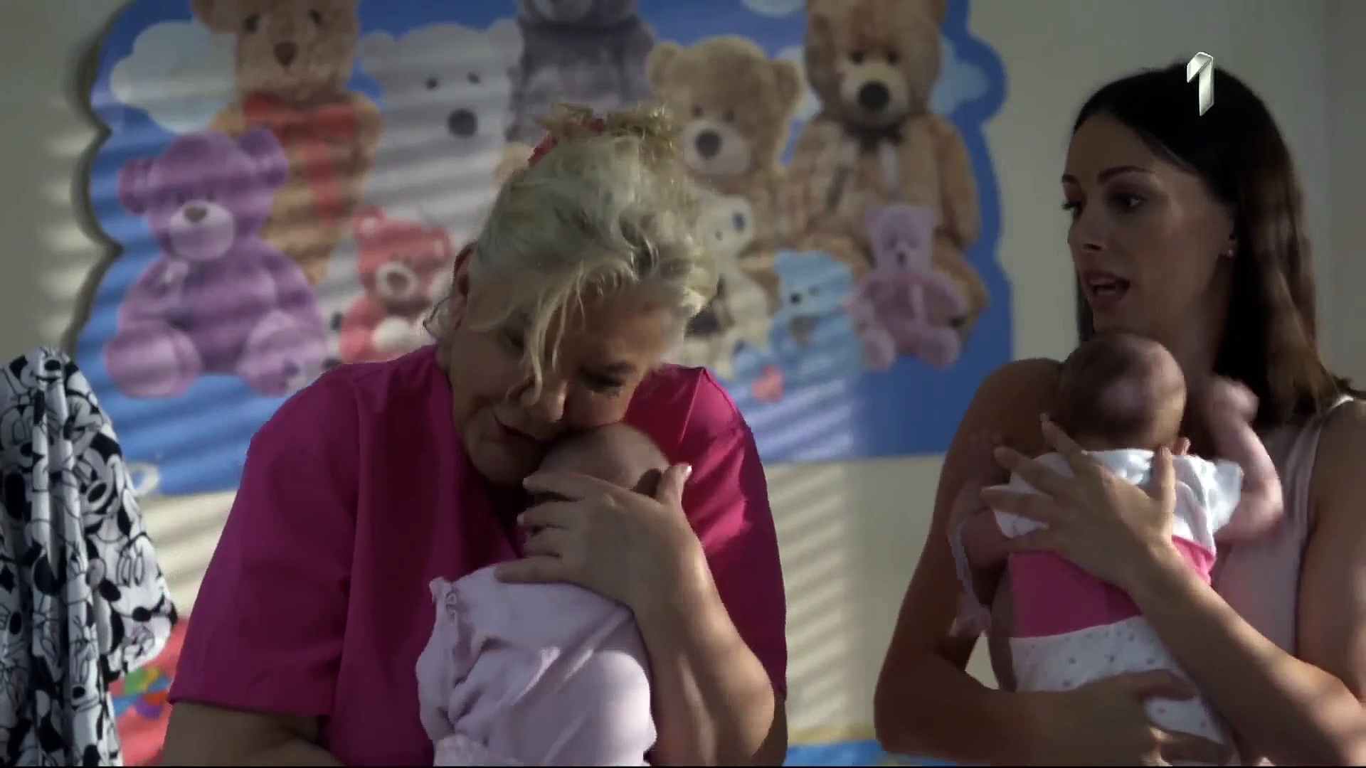 Istine i lazi S03 – E09