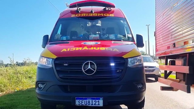Siate atende vítima de acidente na PR-180, no Loteamento Barcelona em Cascavel