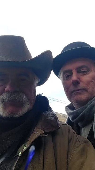 Stefano Jacurti e Marco Belocchi saluti dal set di Oltre il confine