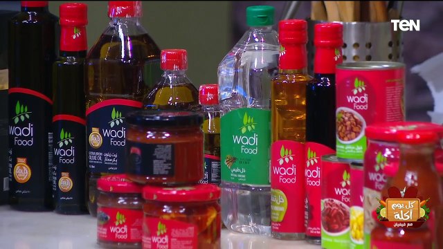 طريقة عمل الفراخ المشوية ومحشي الكرنب والملوخية الخضراء مع الشيف فيفيان فريد | كل يوم اكلة