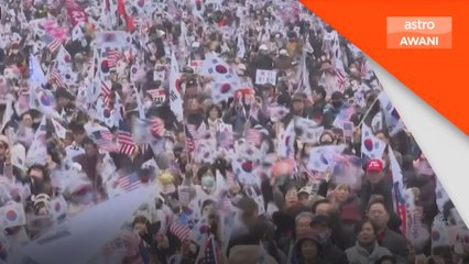 Penduduk Seoul berhimpun menjelang keputusan pemecatan Suk Yeol