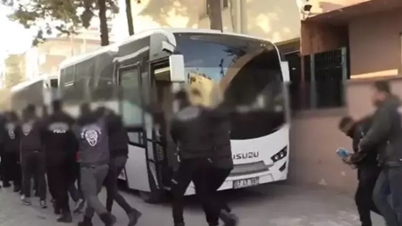 Gaziantep’te dolandırıcılık yaptığı belirlenen 39 şüpheli yakalandı