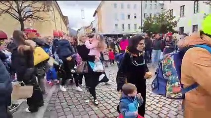 Carnevale a Trento: un fiume colorato attraversa la citt?