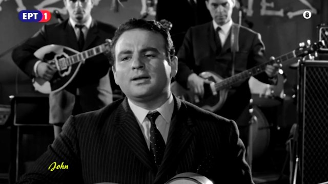 Θα τα κάψω τα λεφτά μου - Μάνος Παπαδάκης (Cine Video)Ver