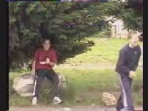 Visite d'anduze tres comique par Johann Pohl