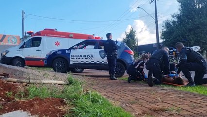 Em surto, homem é atropelado na Rua Áustria
