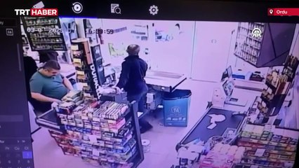 Ordu'da otomobil markete daldı