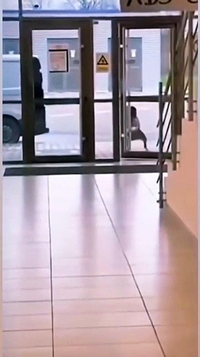 Except for the safe that can't be opened, I can open every door including my heart😆