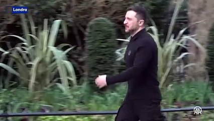 Zelenskiy, İngiltere Başbakanı Starmer'ı başbakanlık ofisi 10 Numara'da ziyaret etti