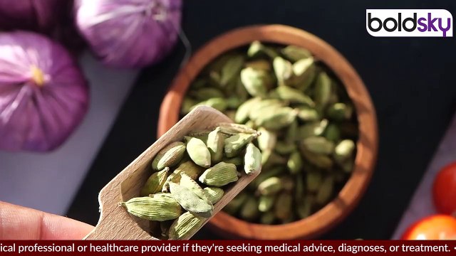 Cardamom Milk Side Effects: इलायची वाला दूध पीने के नुकसान, क्यों नहीं पीना चाहिए | Boldsky