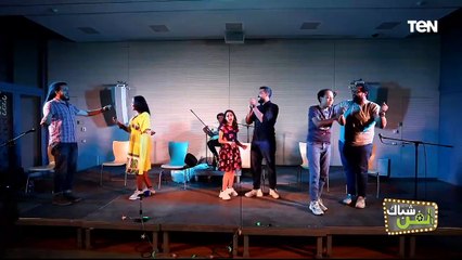 العرض المسرحي "ملوك العادة" لفرقة "غنوة وحدوتة"