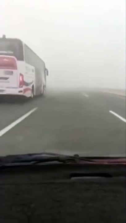 Accident On Motorway M2 Pakistan Due To Fog And Speedy Bus Road Master Bus
