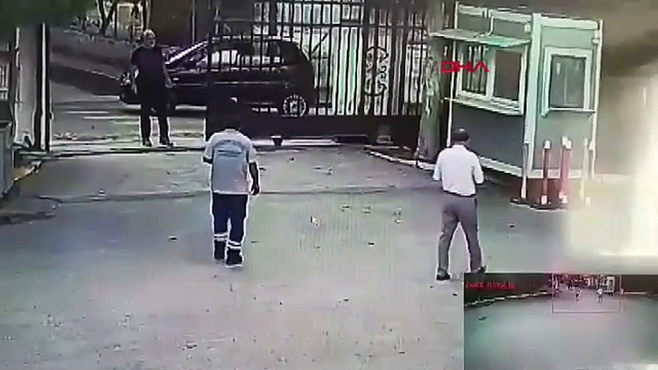 Veliden okul müdürüne silahlı saldırı kamerada