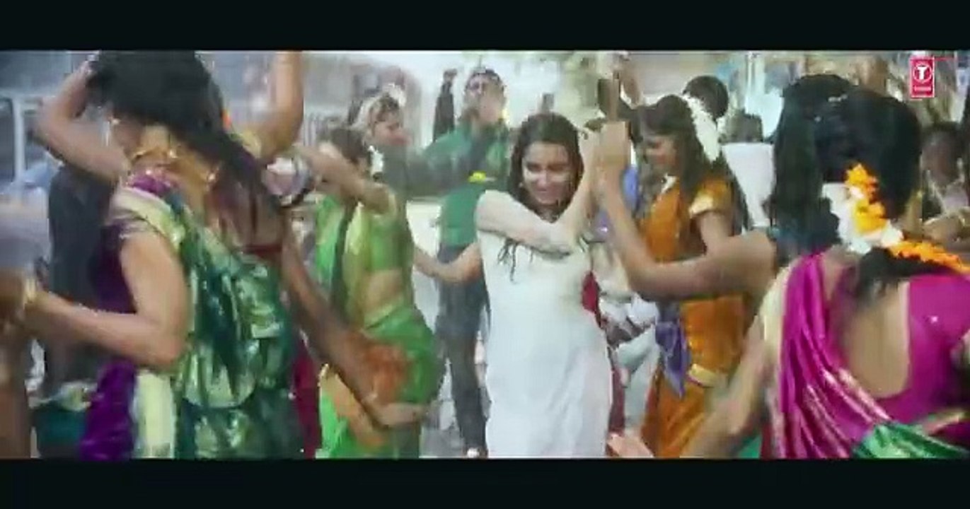 Cham Cham Full Video - BAAGHI - Tiger Shroff, Shraddha Kapoor- Meet Bros, Monali Thakur- Sabbir Khan
