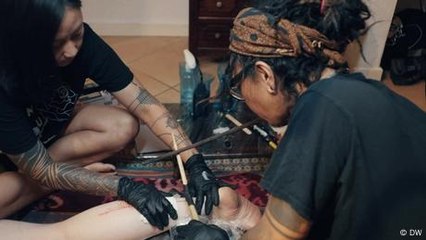 Hand-tapping: Traditional Indonesian tattoos