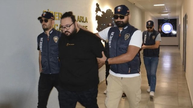 Jahrein'in avukatı: Başı yeterince eğik olmadığı için tekrar yürütüldü