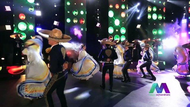 El Son de la negra (Live) - Mariachi Vargas de Tecalitlán Feat. Compañía de Danza Folklórica de la Universidad Autónoma de Nuevo León