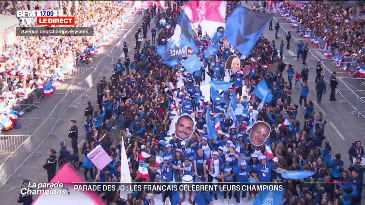 Parade des JO: 300 supporters français choisis pour défiler sur les Champs-Élysées