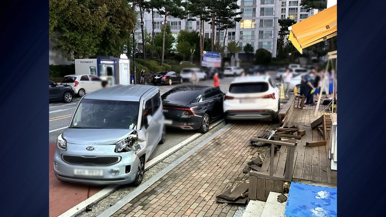 경찰, 음주운전 하다 차량 2대 들이받은 남성 검거 / YTN