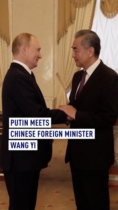 Putin meets Chinese Foreign Minister Wang Yi
