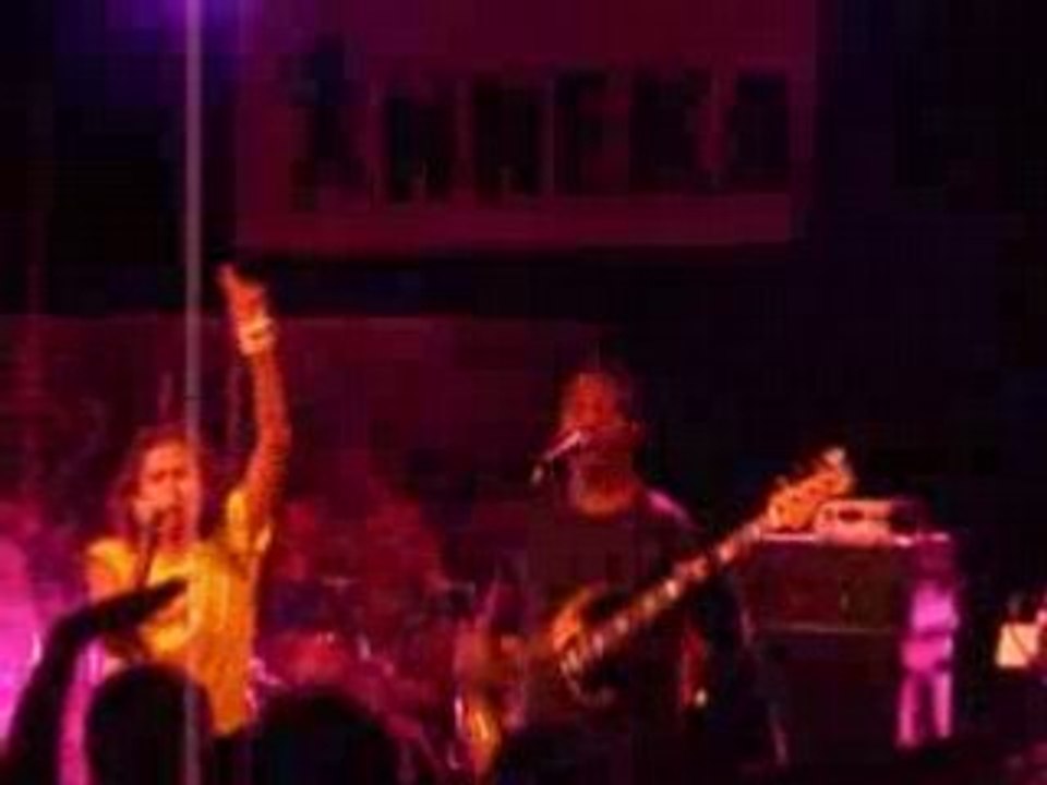 Concert Nneka @Trabendo - Heartbeats